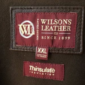 Beautiful, soft rich leather men’s bomber style jacket size 2xx by Wilson’s!